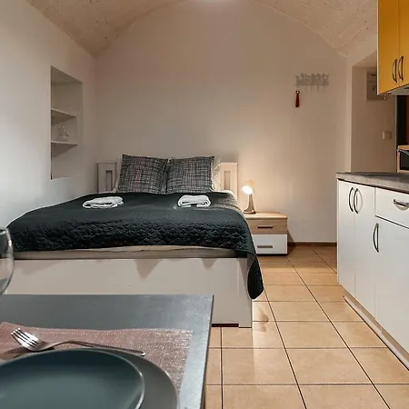 Elso Apartments Prague Exterior photo