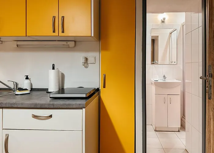 Elso Apartments